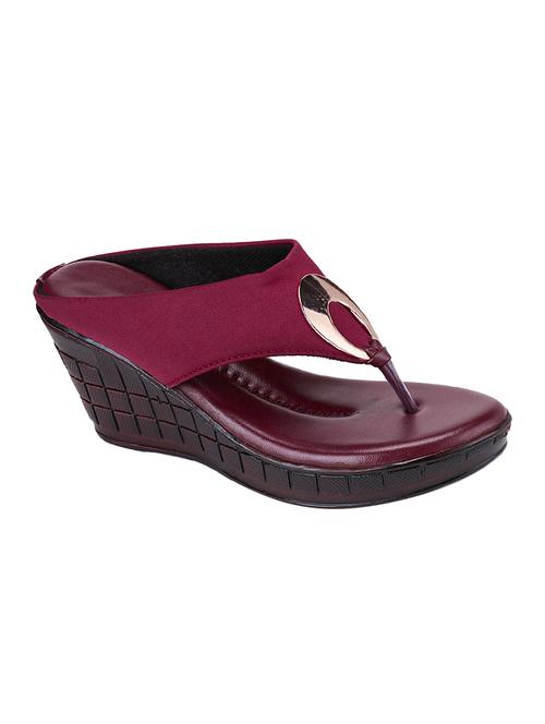 purple toe separator wedges - 16661858 -  Standard Image - 0