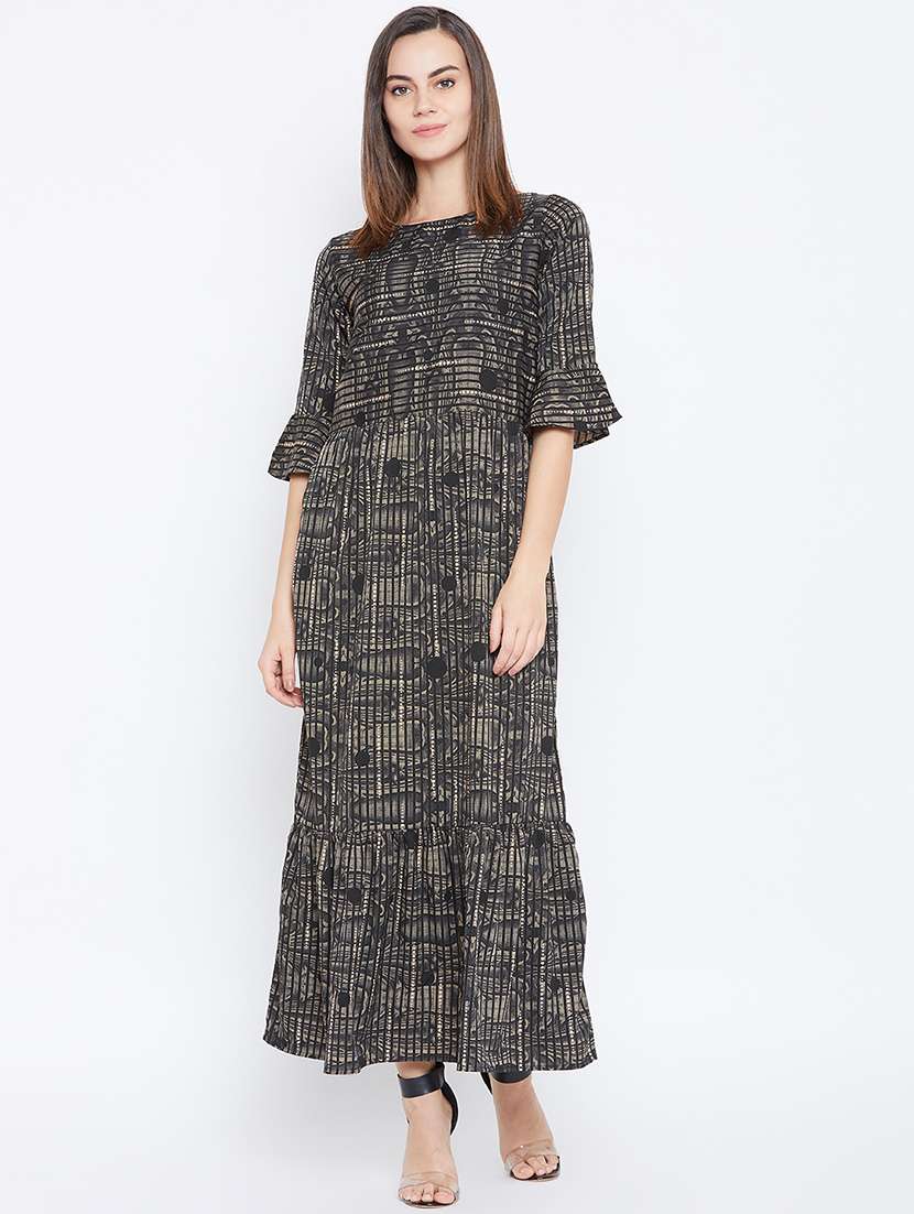 bell sleeved gathered maxi dress