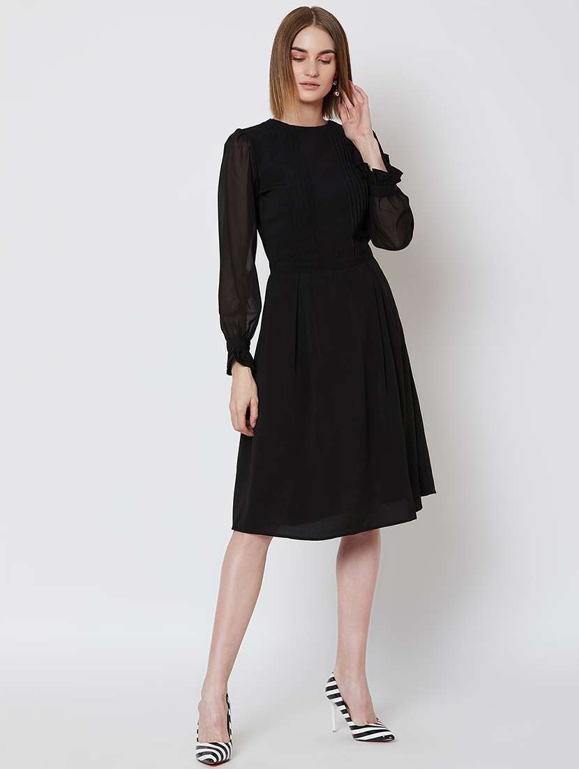 bishop sleeved pleated a-line dress