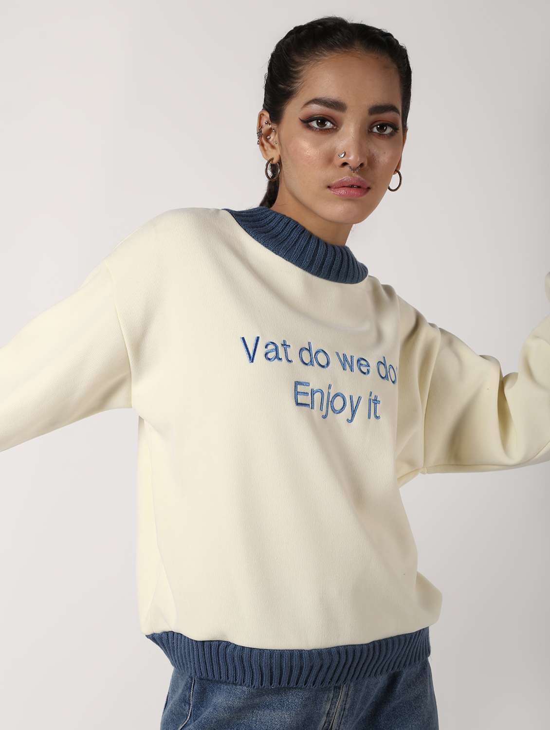 contrast bind crew neck fleece pullover