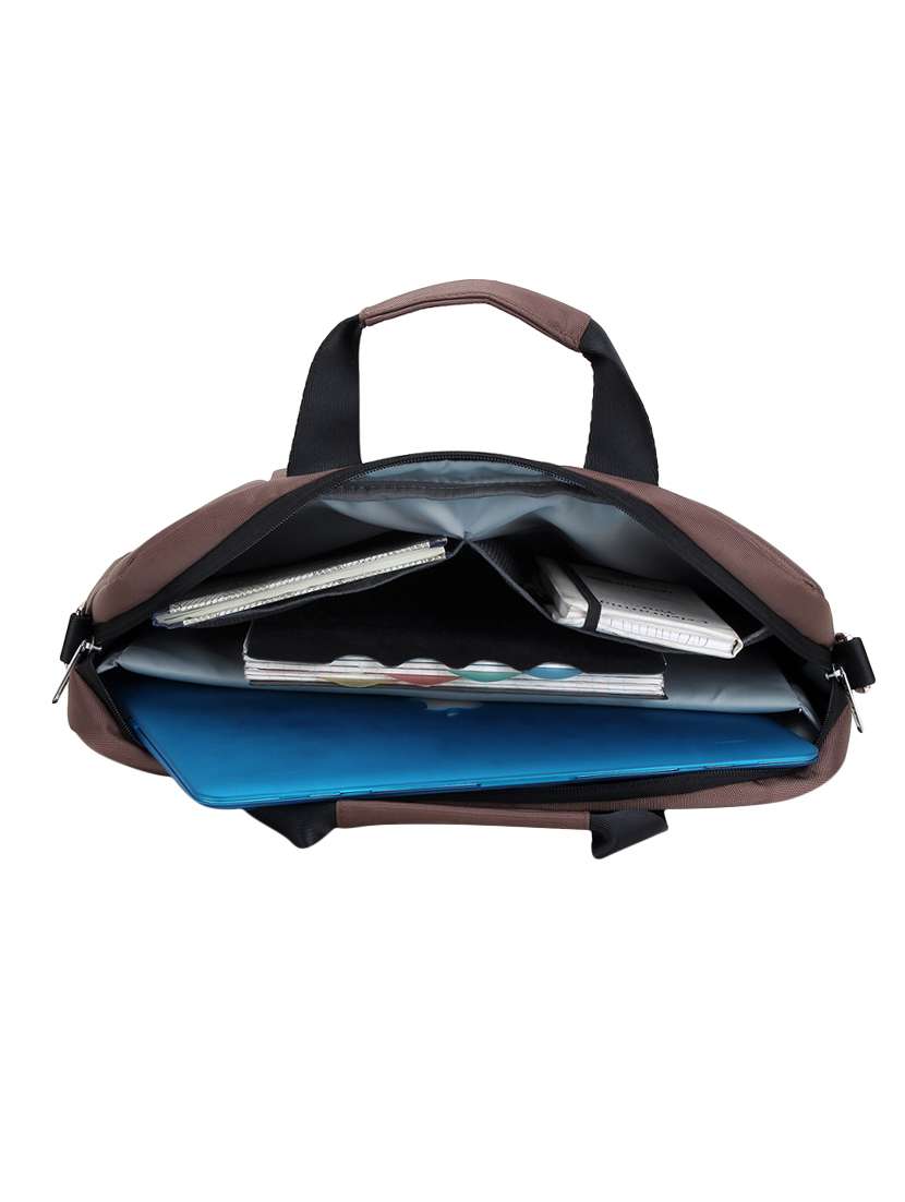 brown polyester laptopbags - 16686130 -  Standard Image - 2