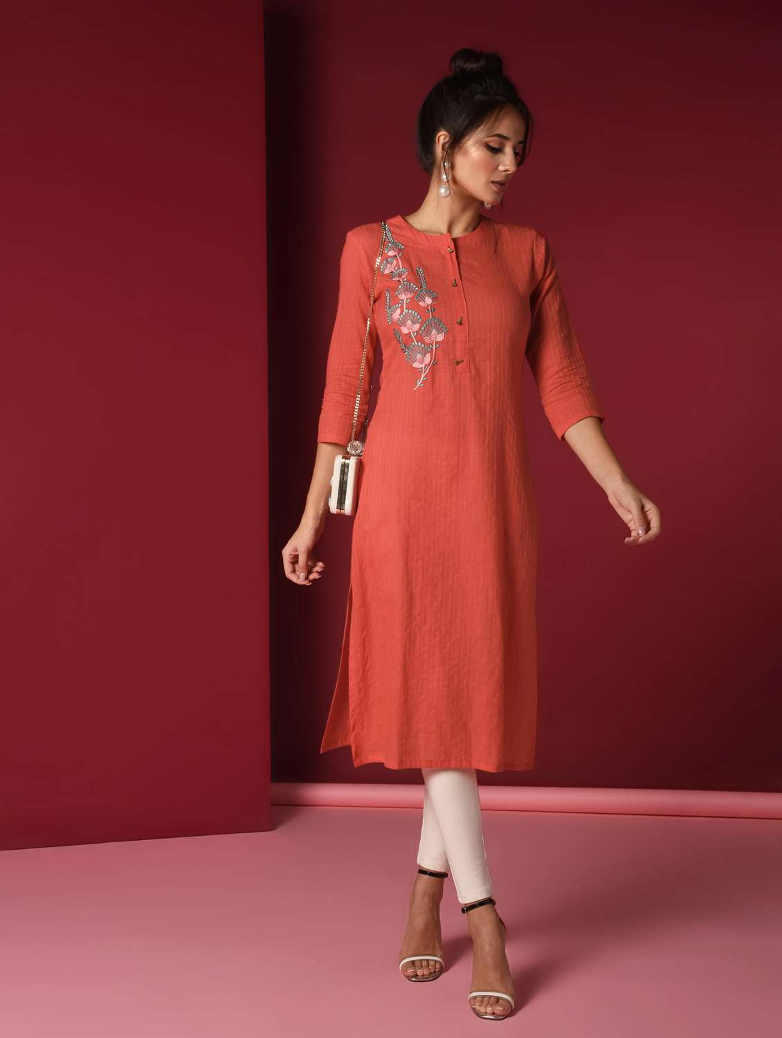 embroidered straight kurta