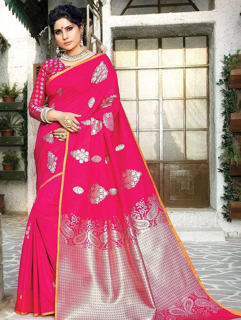 women's banarasi saree with blouse