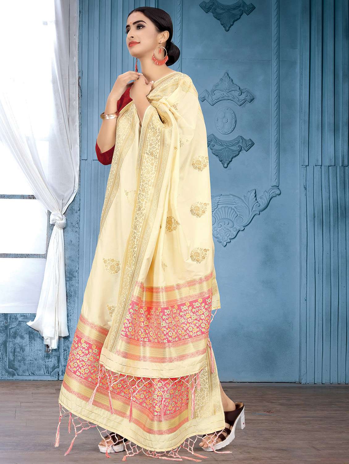 self design banarasi dupatta