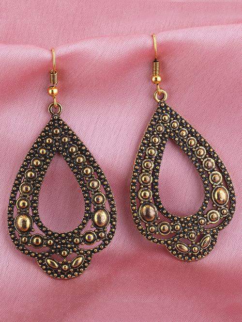 gold metal drop earring - 16774606 -  Standard Image - 0