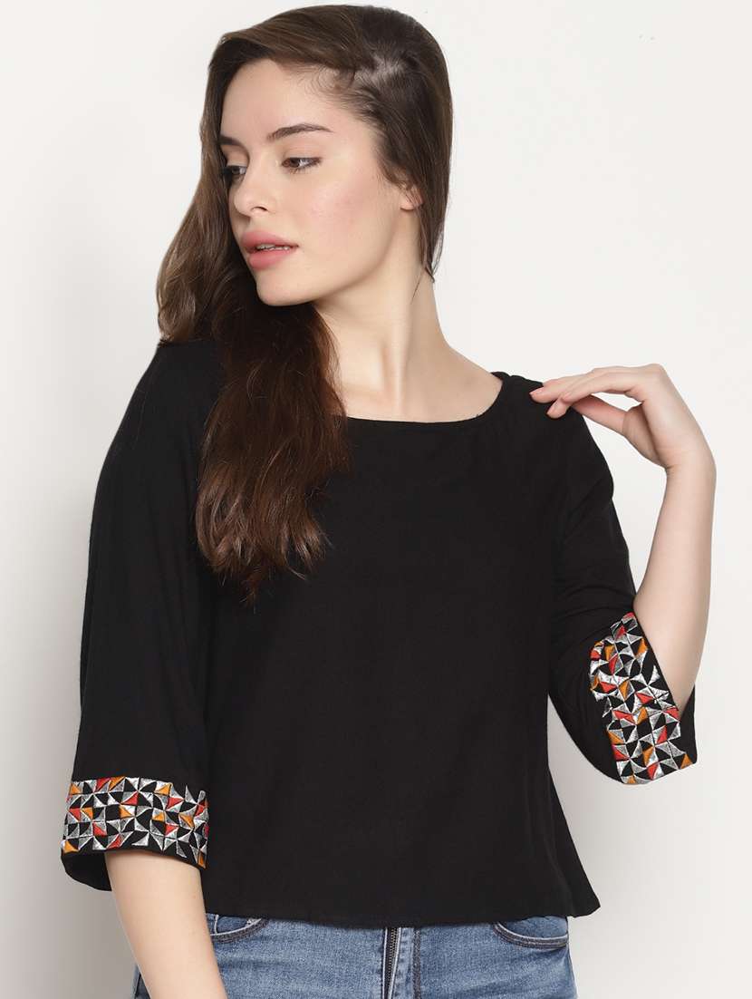 round neck embroidered sleeve top