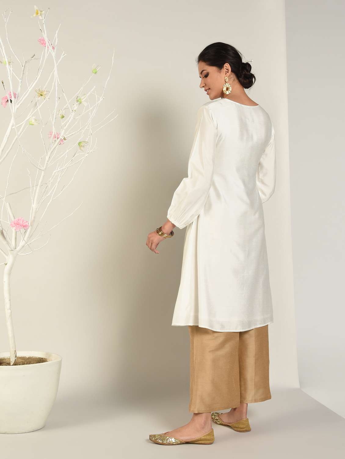 solid a-line kurta - 16797521 -  Standard Image - 2