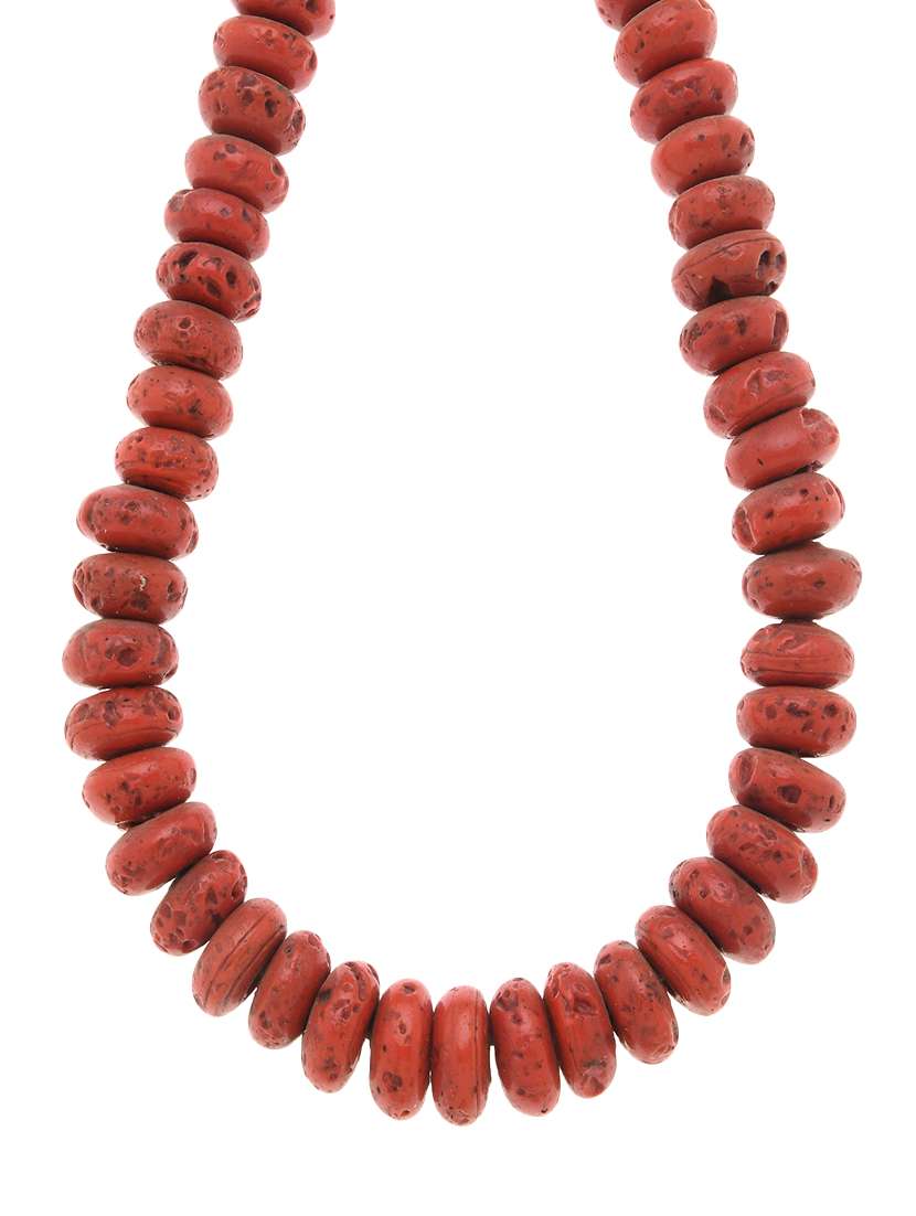 red metal short necklace