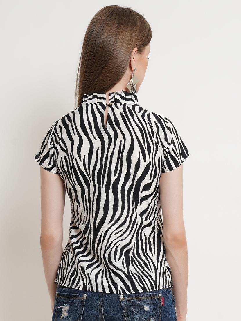 crew neck animal print top - 16830875 - Standard Image - 2