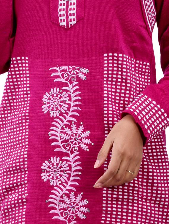 printed woolen kurta - 16831624 - Standard Image - 2