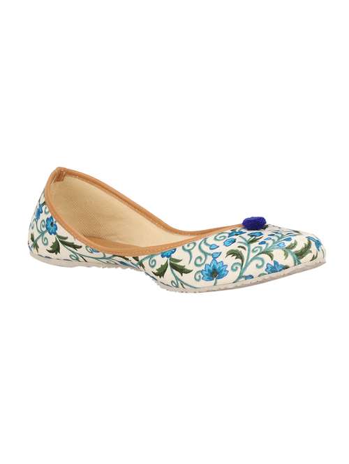 blue slip on jutis 