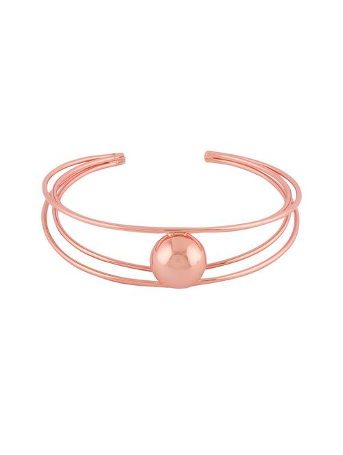 gold metal cuffs bracelet - 16884106 -  Standard Image - 0