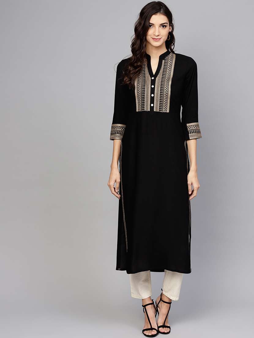 yoke embroidered straight kurta