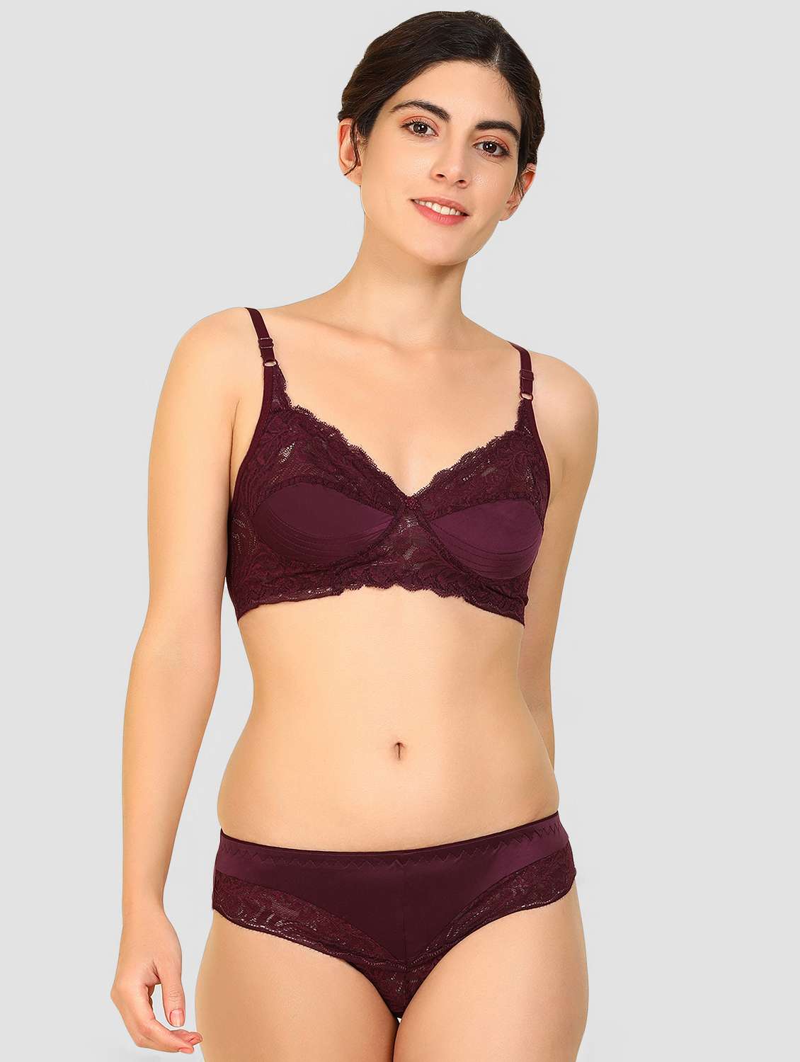 laced bra & panty set 