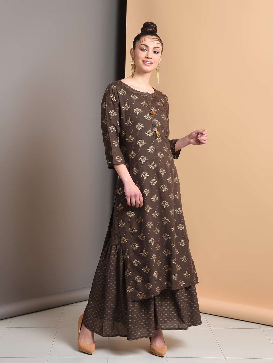 gold print straight kurta 