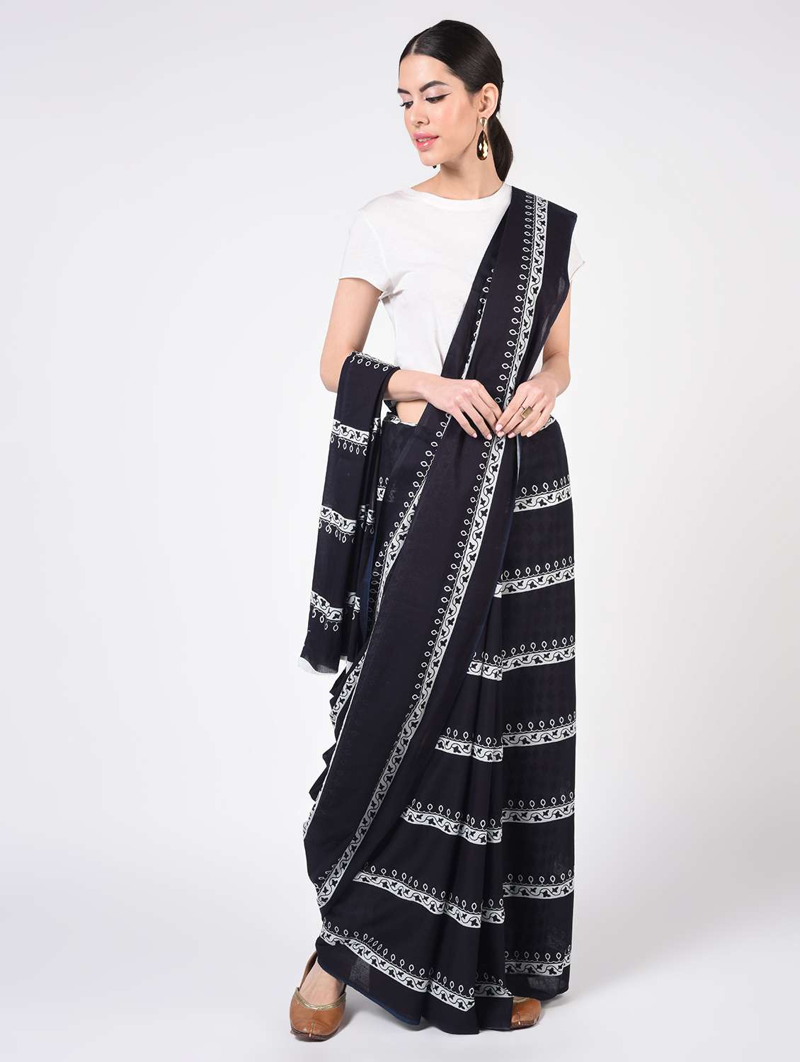 printed woven saree  with blouse