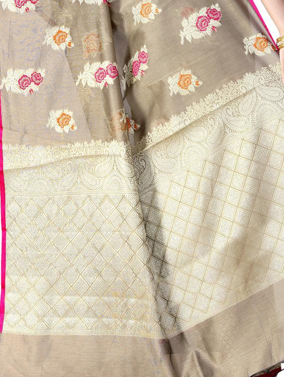 floral banarasi saree with blouse - 16972405 - Standard Image - 2