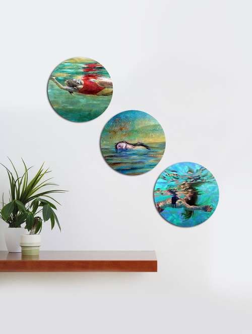  round wall swimming painting with wooden frame and without glass - set of 3