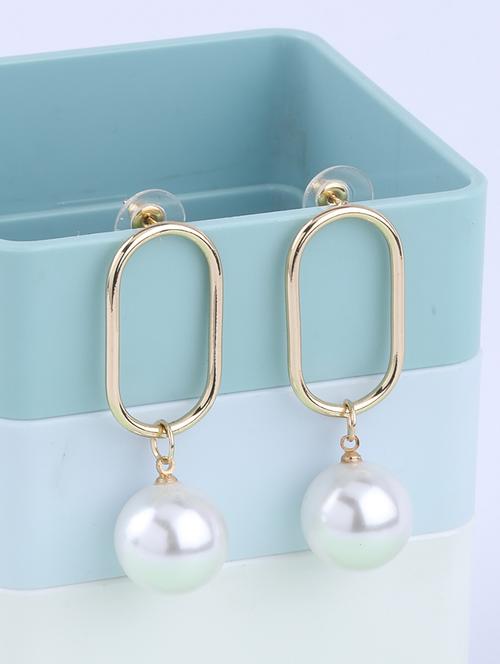 gold metal drop earring - 16994312 -  Standard Image - 0