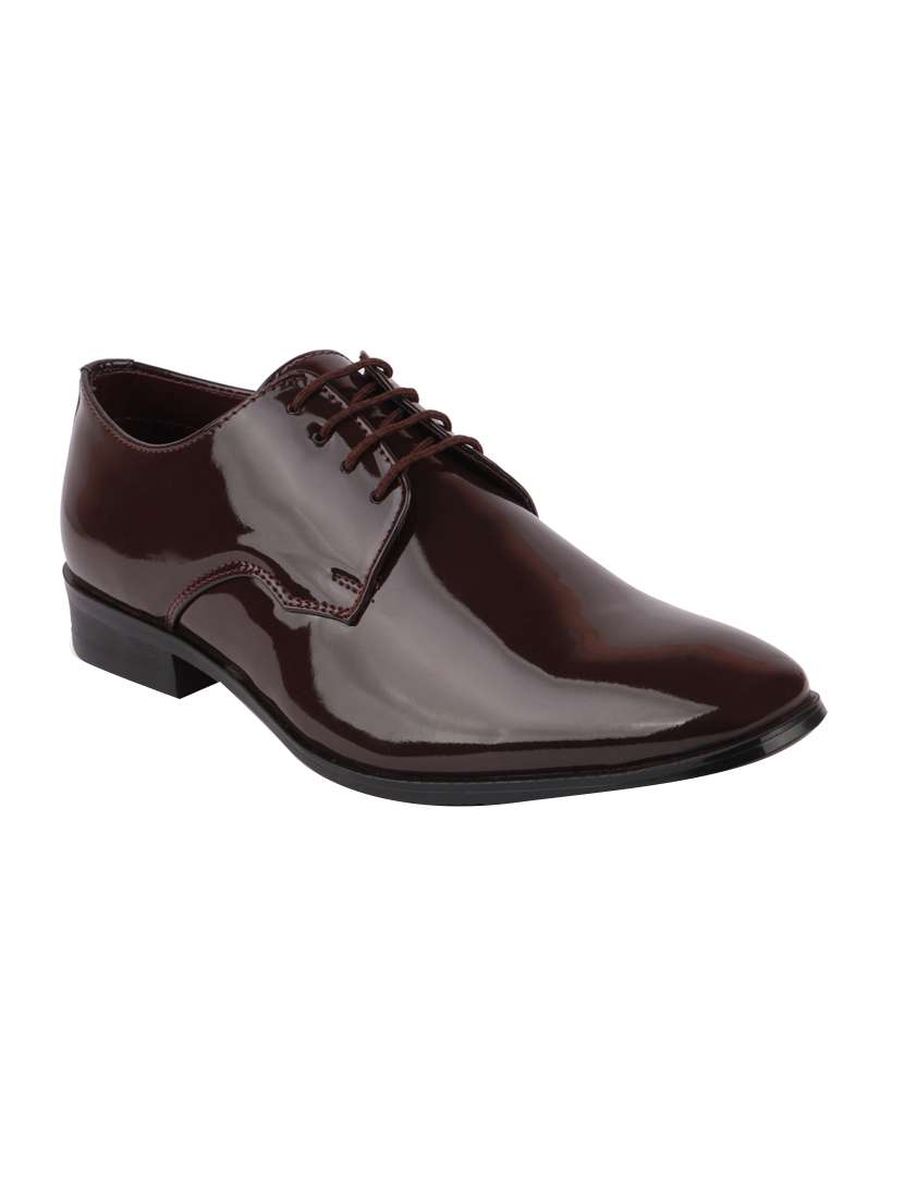brown lace-up derbys