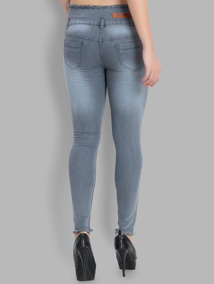 frayed hem distressed jeans - 17030378 - Standard Image - 2