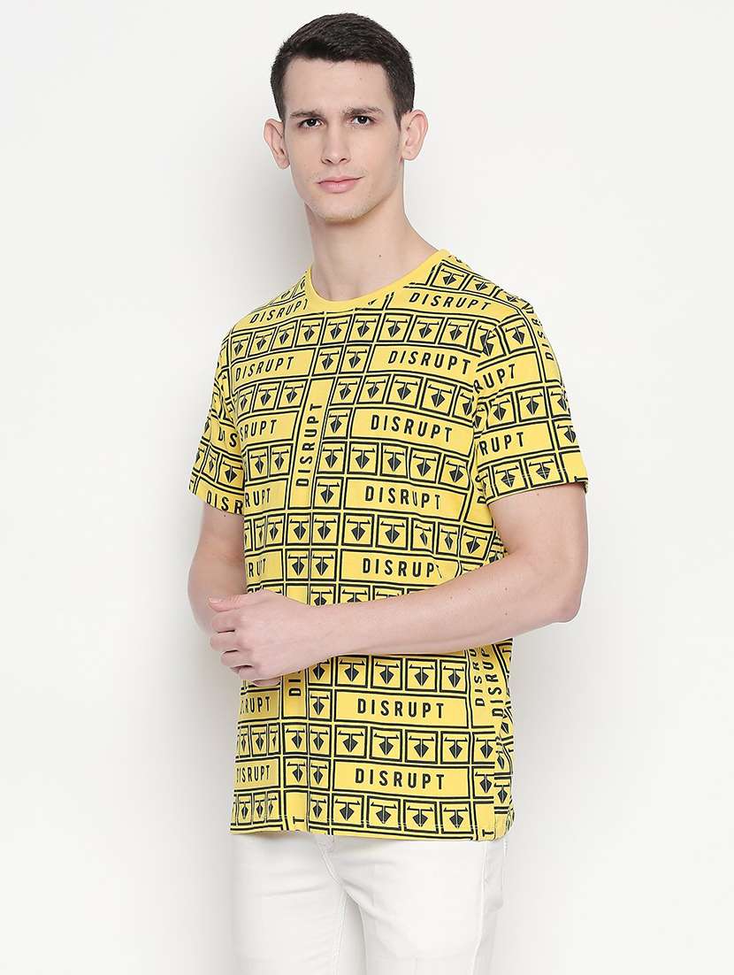 yellow printed t-shirt