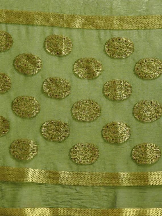 tie & dye plain saree with blouse - 17089770 - Standard Image - 2