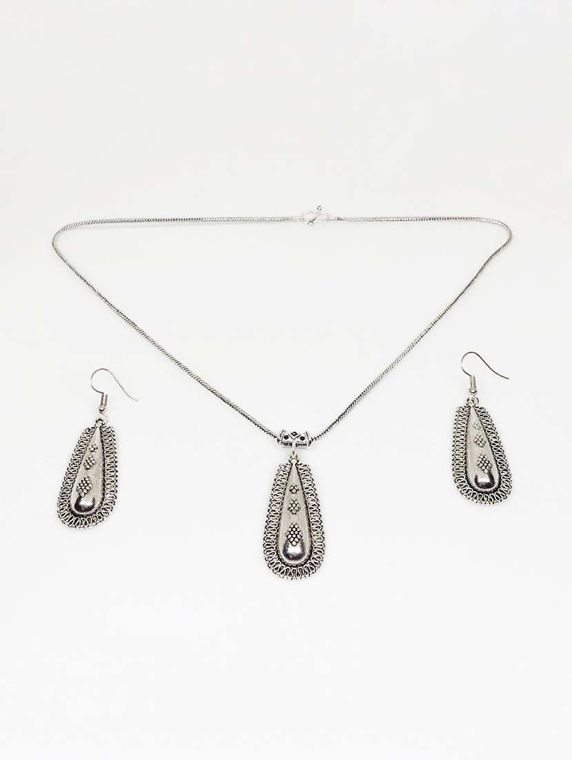 german silver pendant with matching earrings - 17108604 - Zoom Image - 0