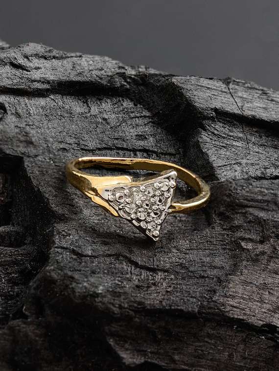 multi colored brass finger  ring