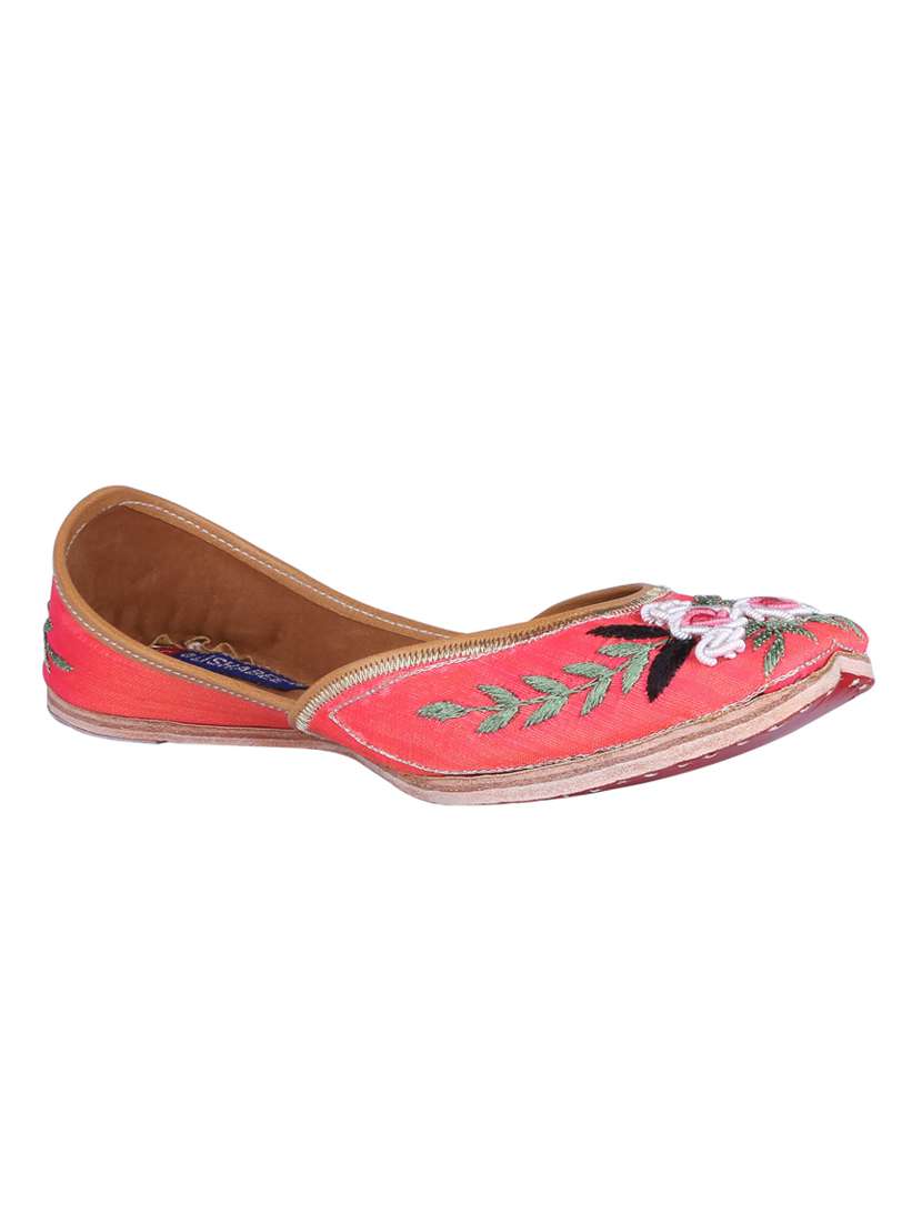 pink slip on jutis 