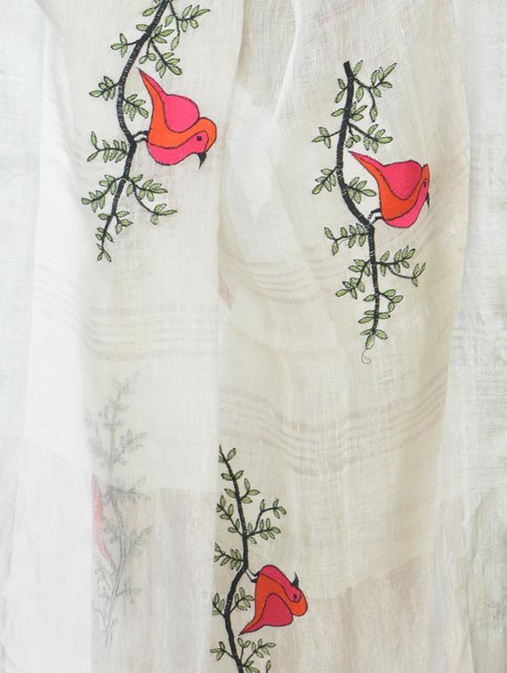 self design embroidered handloom saree with blouse - 17181954 - Standard Image - 2