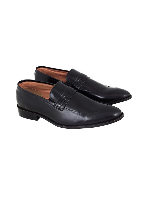 black slip on shoes - 17242285 - Standard Image - 2
