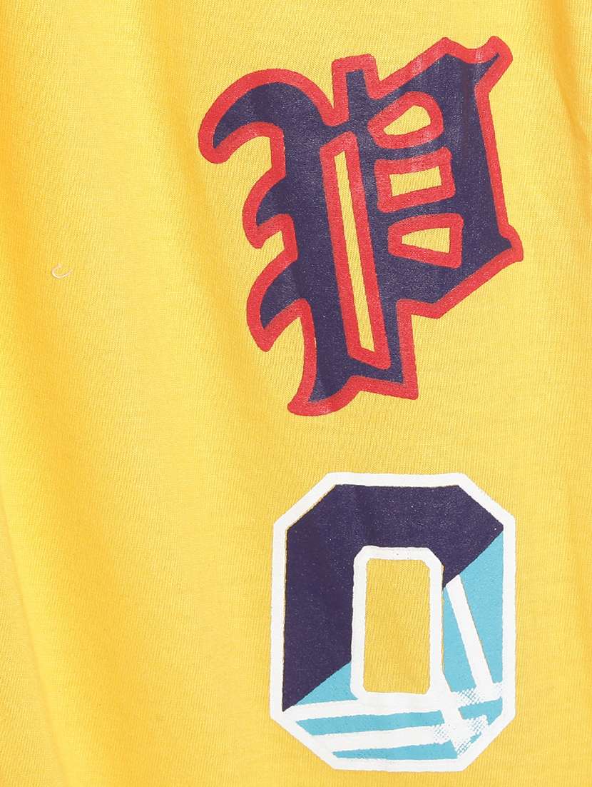 yellow cotton track wear - 17244073 -  Standard Image - 2