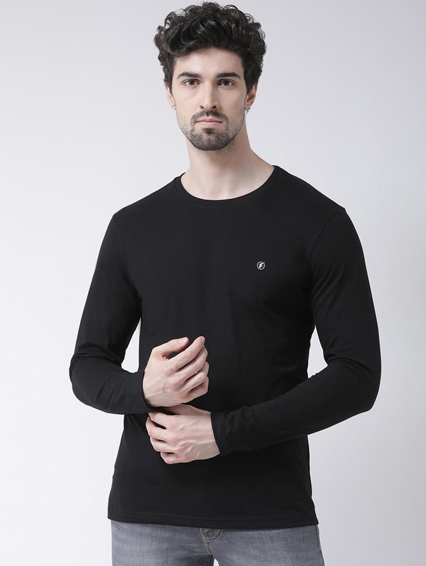 black solid t-shirt