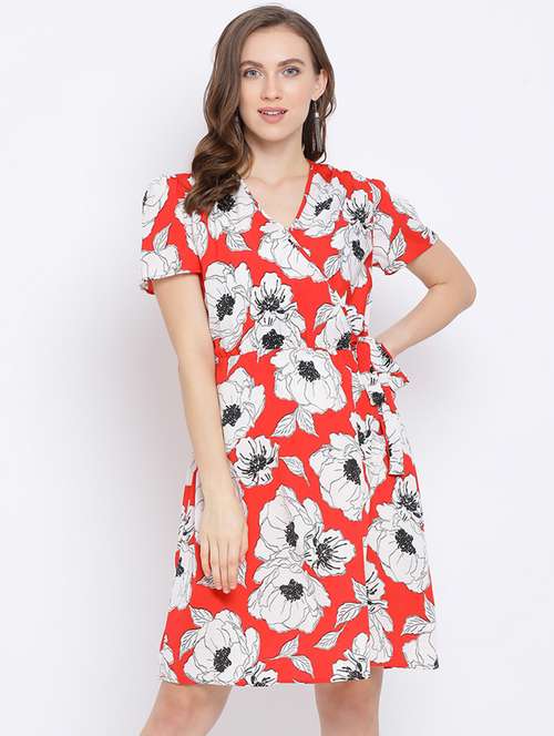 women's  floral dress - 17288486 -  Standard Image - 0