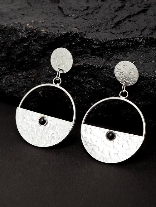 silver metal drop earring - 17289438 -  Standard Image - 0