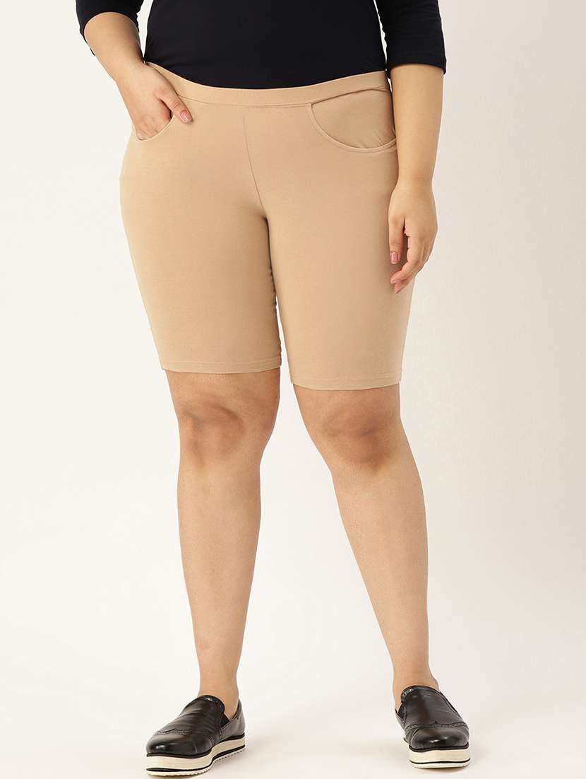 pocket detail solid shorts 