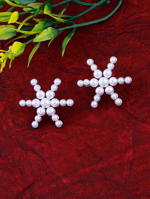 white metal studs earring - 17393832 - Standard Image - 0