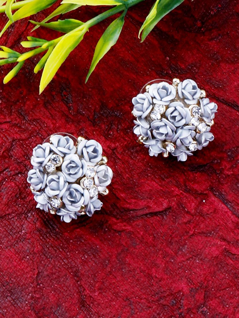 grey metal studs earring - 17393861 - Zoom Image - 0