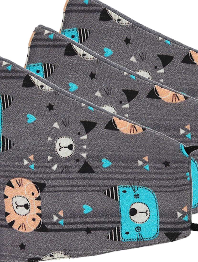 set of 3 printed masks  - 17420086 -  Standard Image - 2