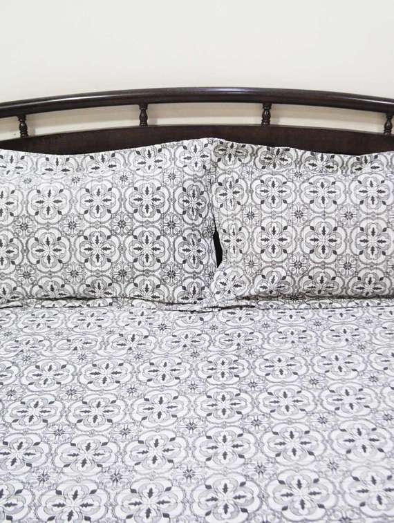 R Home Cotton Primum Printed Double Bedsheet 2 With Pillow Cover