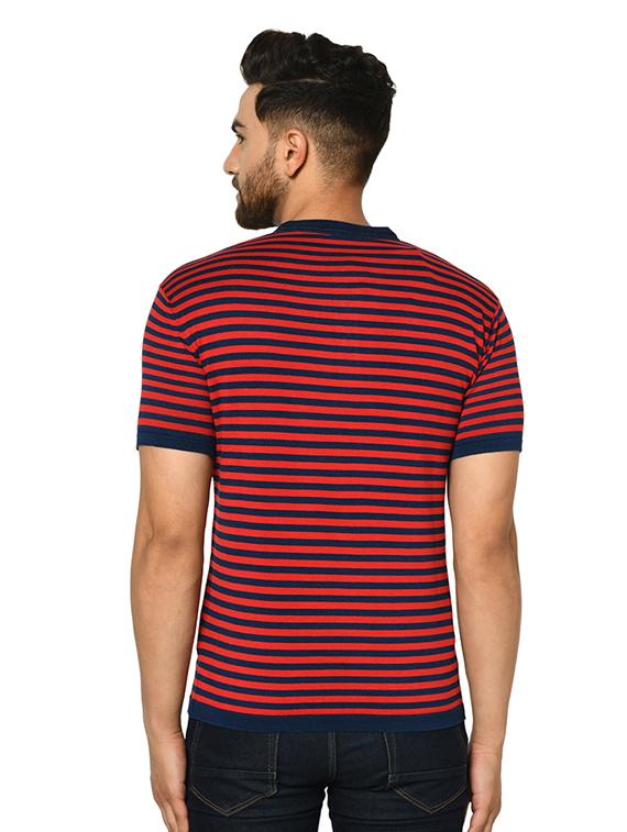 red striped t-shirt - 17453531 - Standard Image - 2