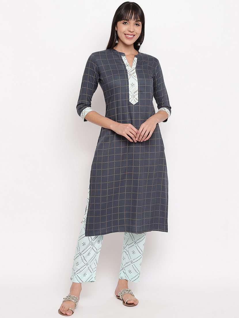 checkererd kurta pant set