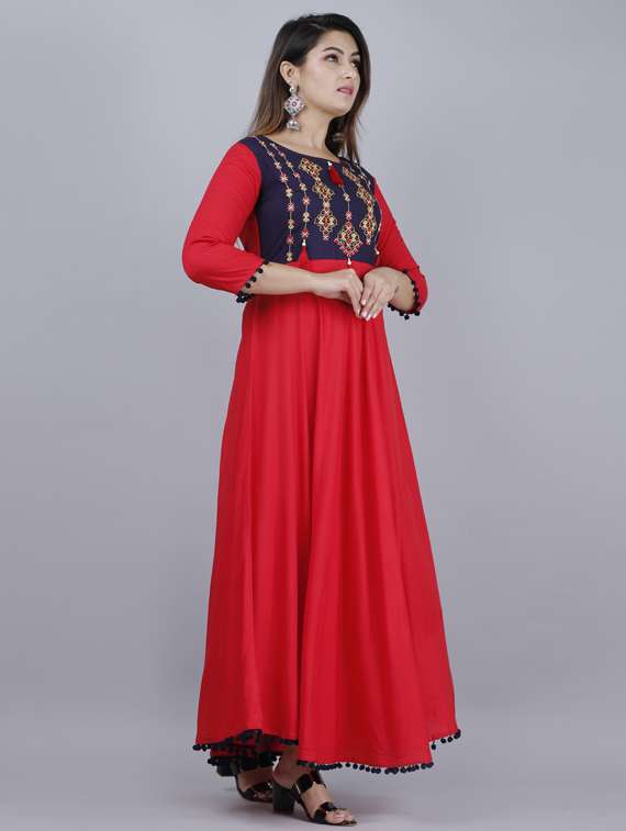 yoke embroidered flared kurta