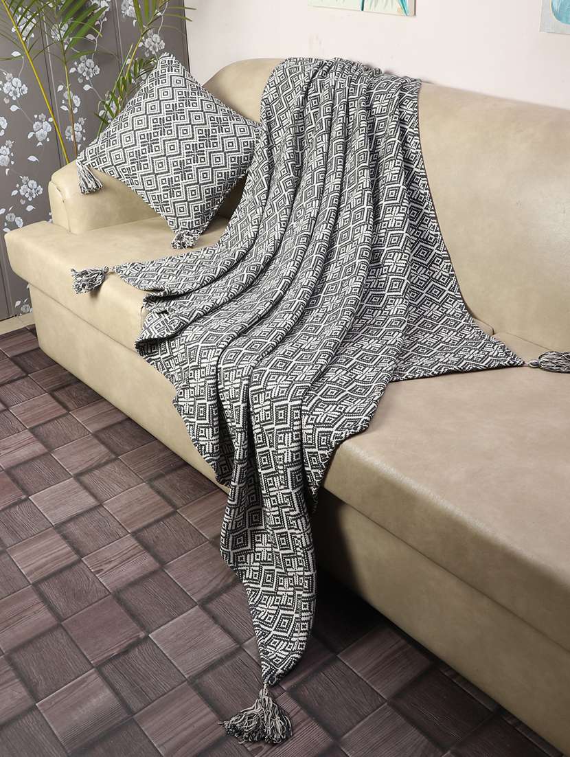 knitted throw - 17514566 - Zoom Image - 0