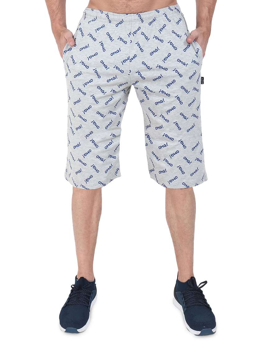 grey printed three - fourth