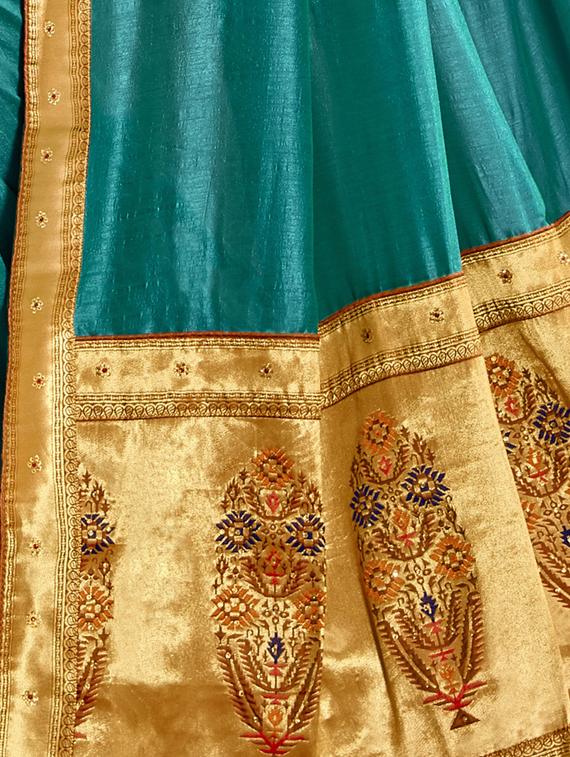 plain bordered saree with blouse - 17527841 - Standard Image - 2
