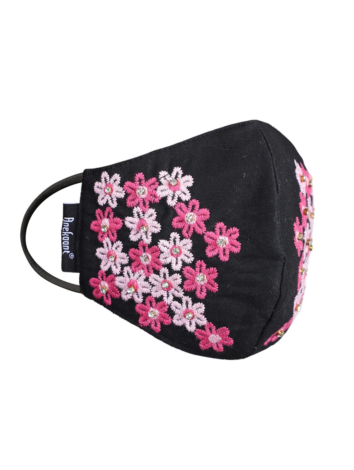embroidered anti-pollution women mask - 17535033 - Standard Image - 2