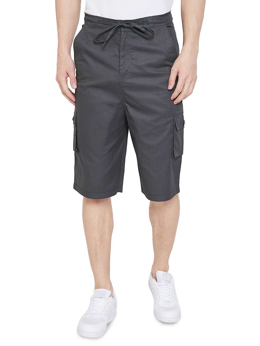 grey solid cargo shorts