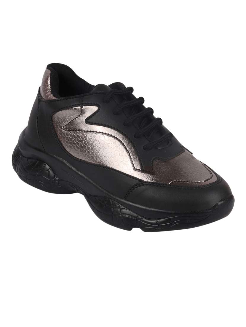 black lace-up sports shoes